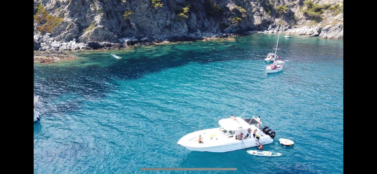 Appartamento Super Studio Climatise Sur Le Port De Hyères Esterno foto